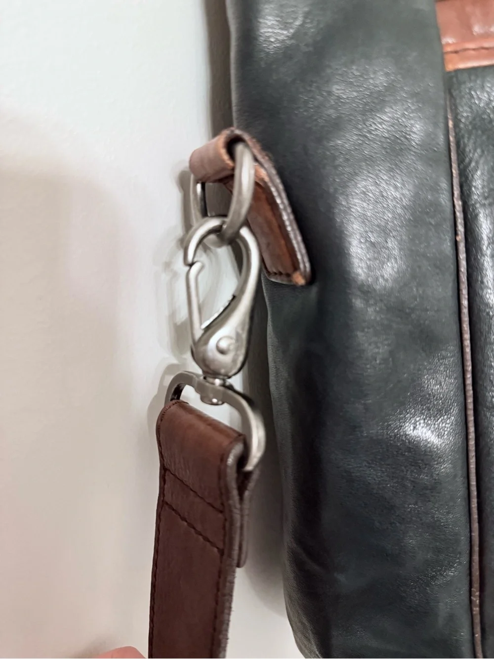 Cole Haan Vintage 15” Large Leather Messenger, Carry-on, Laptop, Shoulder Bag